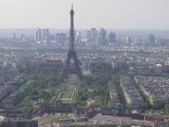 Blick vom Tour Montparnasse; den gab es zu Beatles Zeiten noch nicht, aber zeigt ungewhnliche Ausblicke auf Paris