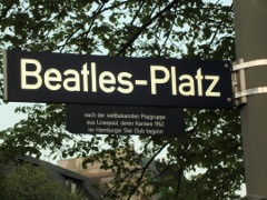 Beatles-Platz, Reeperbahn Ecke Gro�e Freiheit; nach der weltbekannten Popgruppe aus Liverpool, deren Karriere 1962 im Star-Club begann.