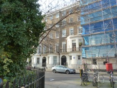 34 Montagu Square, Ringo mietete das Erdgescho� 1965, Paul benutzte es 1966 als Tonstudio, Jimi Hendrix lebte 1967 hier kurze Zeit mit seinem Manager Chas Chandler, John Lennons Schwiegermutter Lilian Powell und ab Juli 1968 John and Yoko