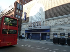 135-149 Shaftesbury Avenue, Saville Theatre oder Odeon, Covent Garden; von Brian Epstein gemietet, um seine verschiedenen Interessen Ballett, Opern und Rock Musik vorzuf�hren; die Beatles spielten hier nicht, waren oft Besucher bei Konzerten wie Jimi Hendrix, The Who oder Procol Harum