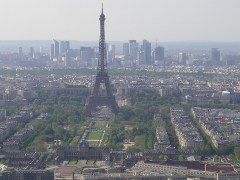 Blick vom Tour Montparnasse; den gab es zu Beatles Zeiten noch nicht, aber zeigt ungew�hnliche Ausblicke auf Paris